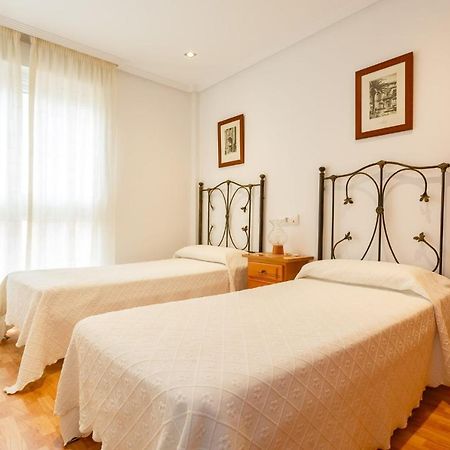 Gatu Villa Elvira Junto Al Hospital Y Playa 2 Dormit Y 2 Banos, Preferente Mayores De 25 Anos Y Familias Cádiz Exterior foto